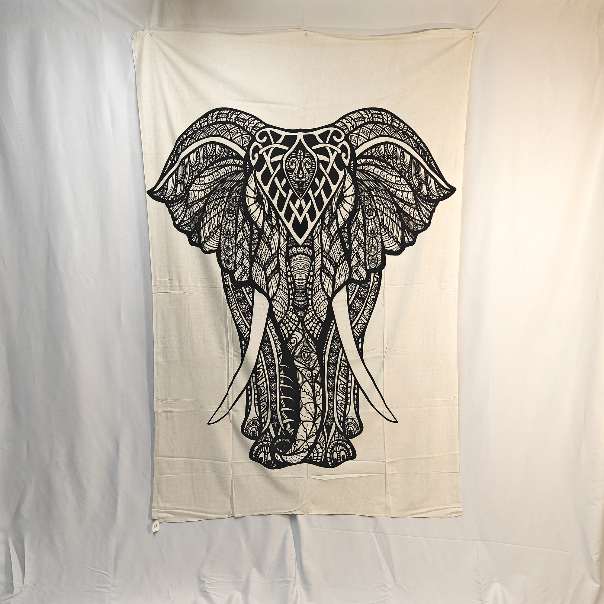 Stylized Elephant BW Single