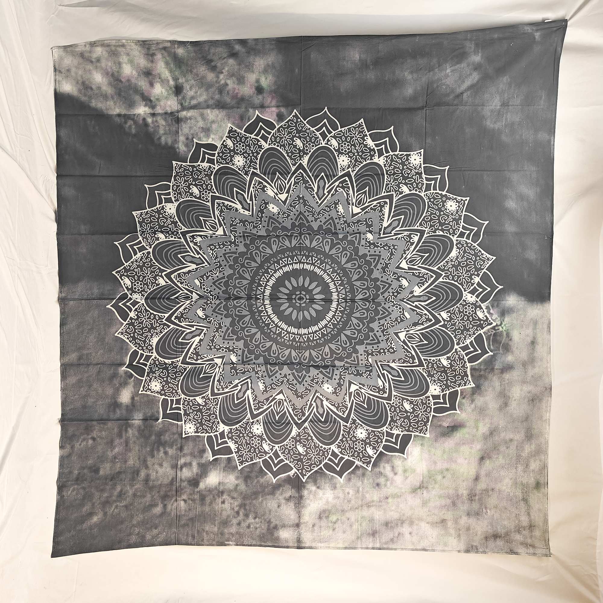 Flower Mandala Double Tapestry Grey