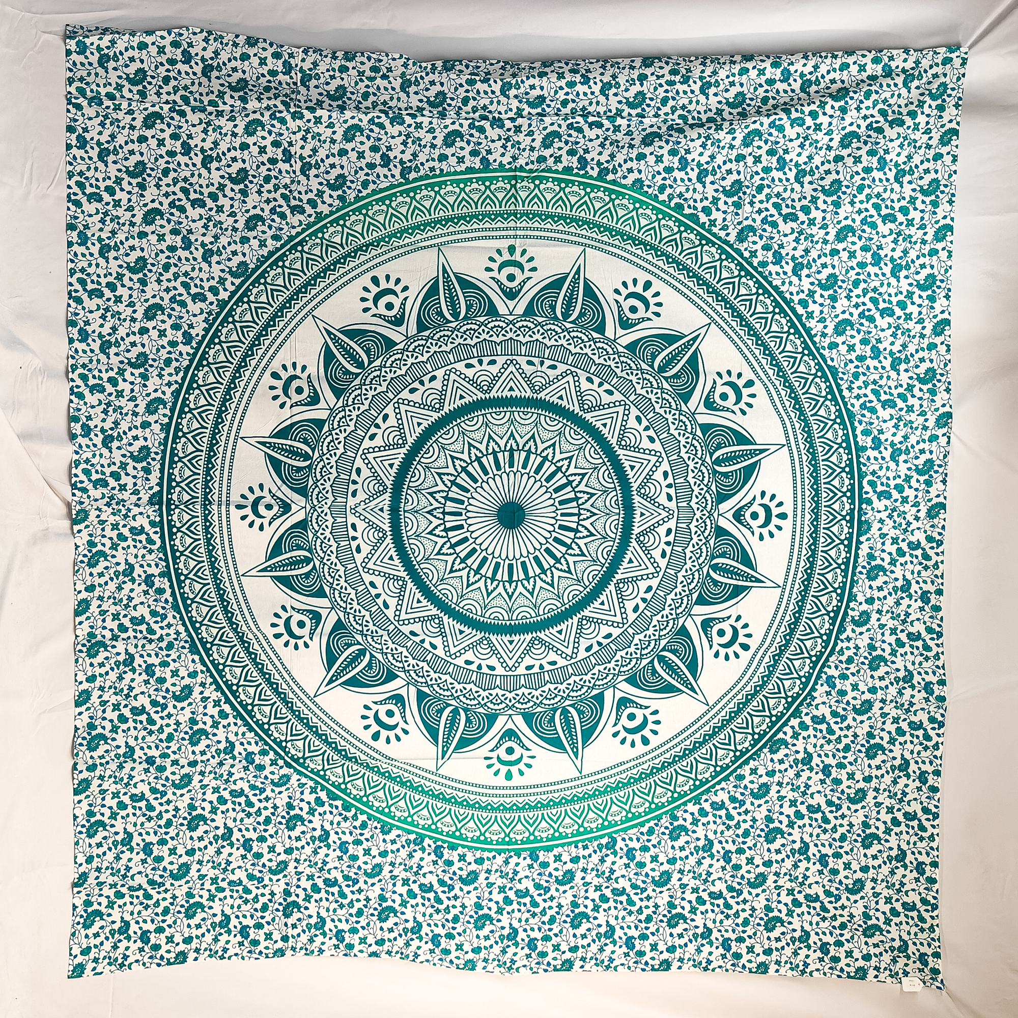 Ombre Flower Mandala Double Tapestry Teal Green